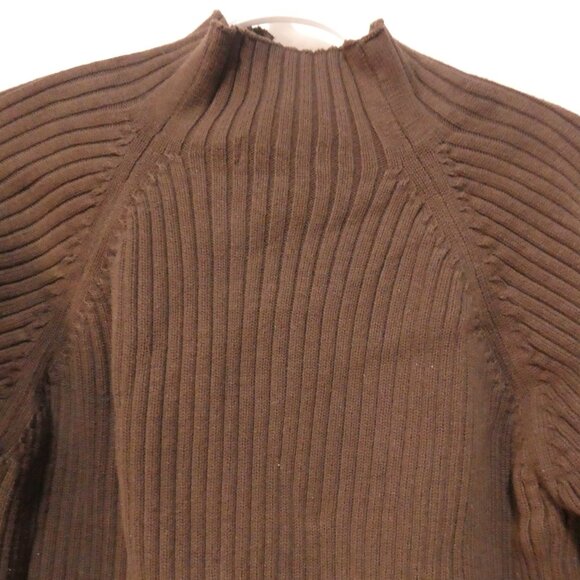 URBAN BEHAVIOR | medium | Classic Dark Brown Ribbed Sweater | Zip Mock Neck - Picture 11 of 16